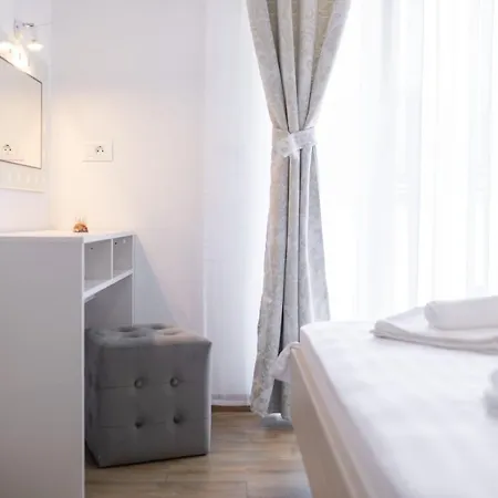 Maloa Two Bedroom Apartment *