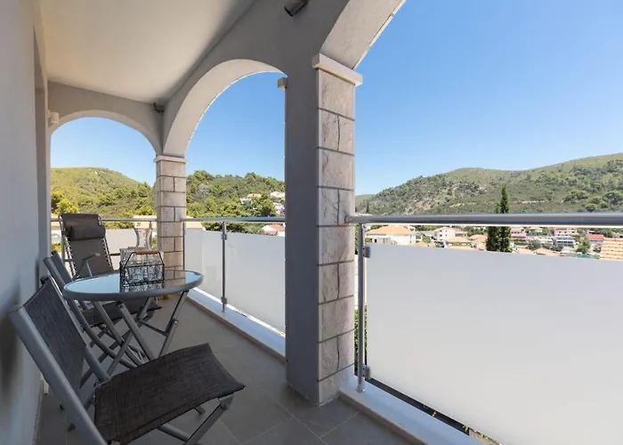 Maloa Two Bedroom * Smokvica (Korcula)
