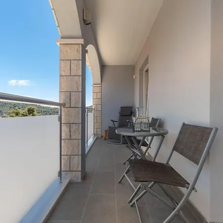 Maloa Two Bedroom Smokvica (Korcula)